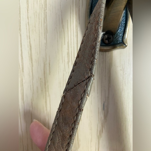 MARC JACOBS Olive Tan DISTRESSED Preppy Leather Flap SHOULDER BAG CROSS BODY - Picture 5 of 16